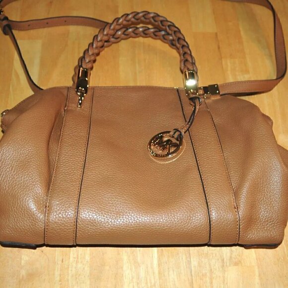 Michael Kors MK Soft Leather Handbag Medium Large Tote Zippered Purse EUC - Picture 3 of 12